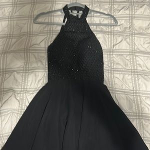 Alyce Paris black formal short dress